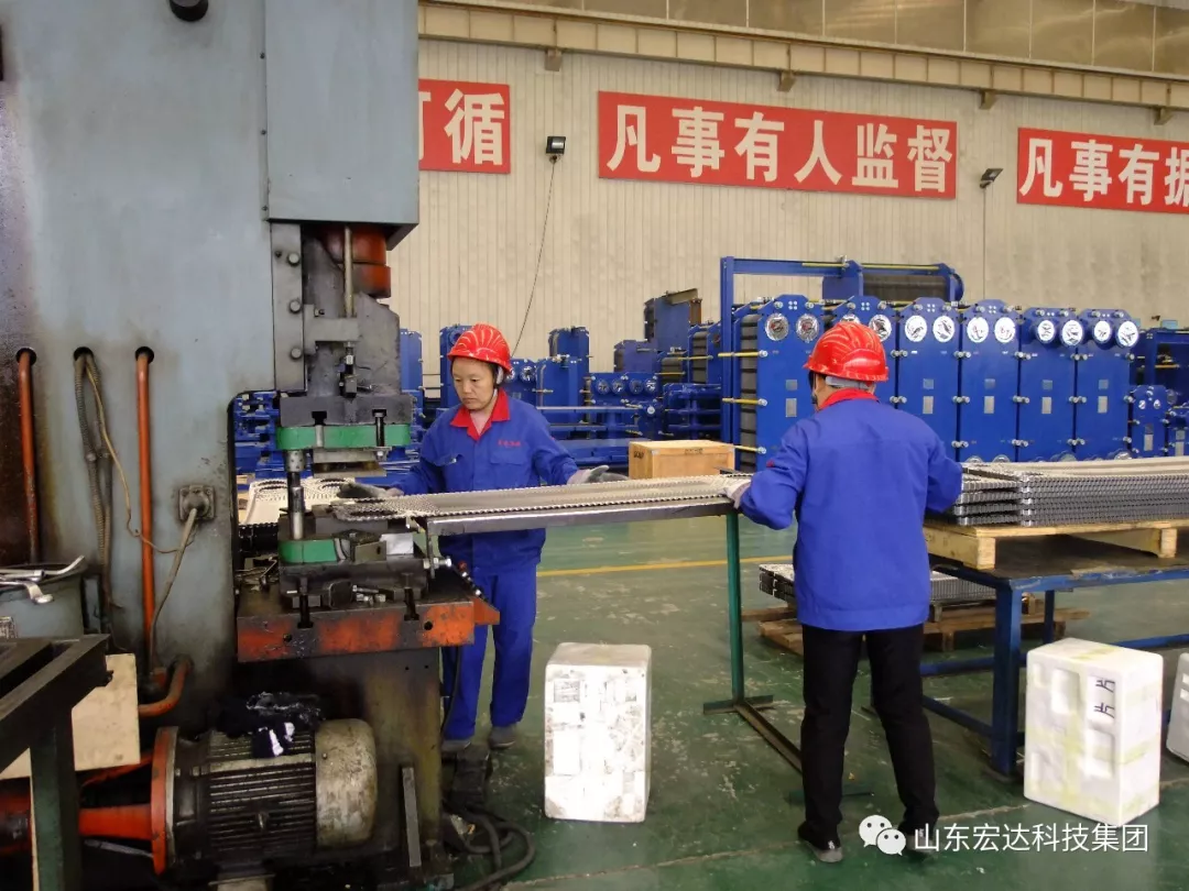华亿平台_华亿（中国）一站式服务平台车间实景
