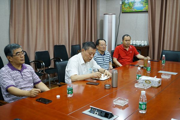 区政协主席张昭森到华亿平台_华亿（中国）一站式服务平台集团调研